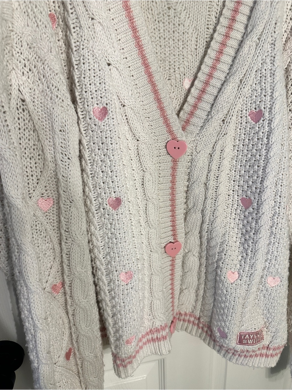 Taylor Swift Lover White & Pink Heart Cable-Knit Cardigan Sweater 3x/4x - Picture 4 of 5
